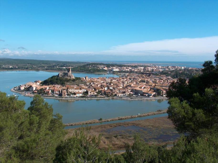 Charmante Maison Au Village Gruissan Esterno foto